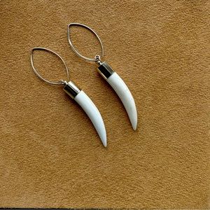 NWOT - custom white agate earrings